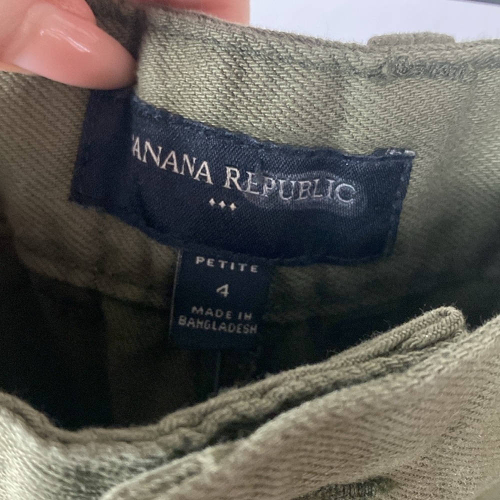 Banana republic, green barrel, leg cropped jeans - Picture 7 of 7